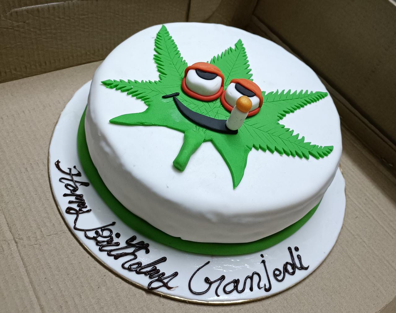 Smoke Theme Cake