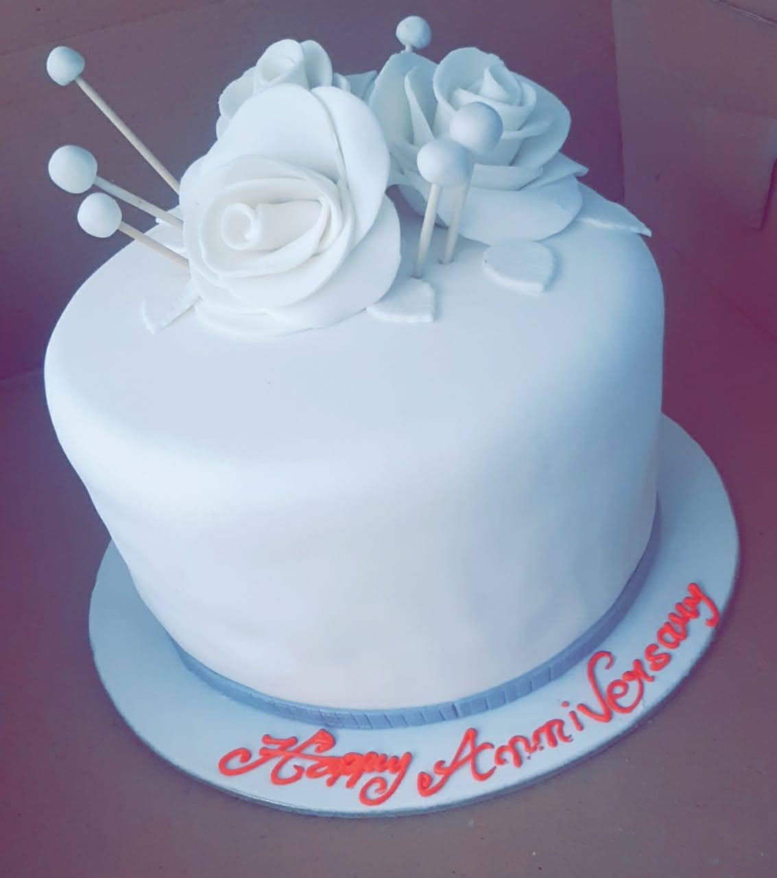 White Rose Cake