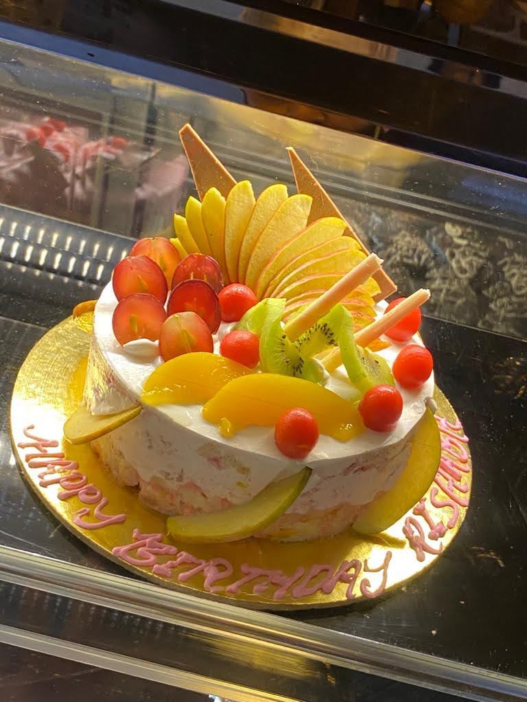 Fruity Delight Cake