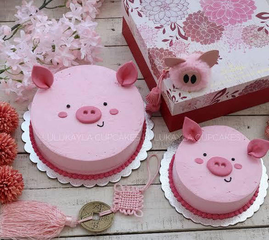 Peppa Pig Theme Cake