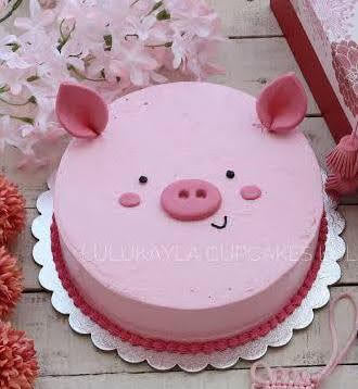 Peppa Pig Theme Cake