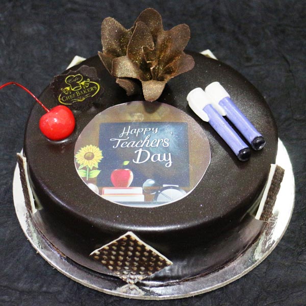 Teacher Day Cake