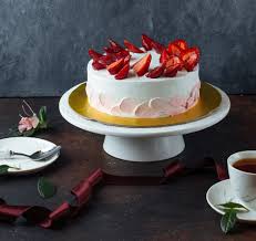 Strawberry Vanilla Cake